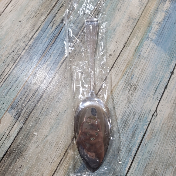 Vintage Rogers Commemorative Dessert Server - Picture 7 of 10